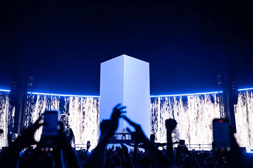 <b>大衛(wèi)·庫塔 “巨石” 巡演：「未來主義」極致視聽驚艷全球！</b>